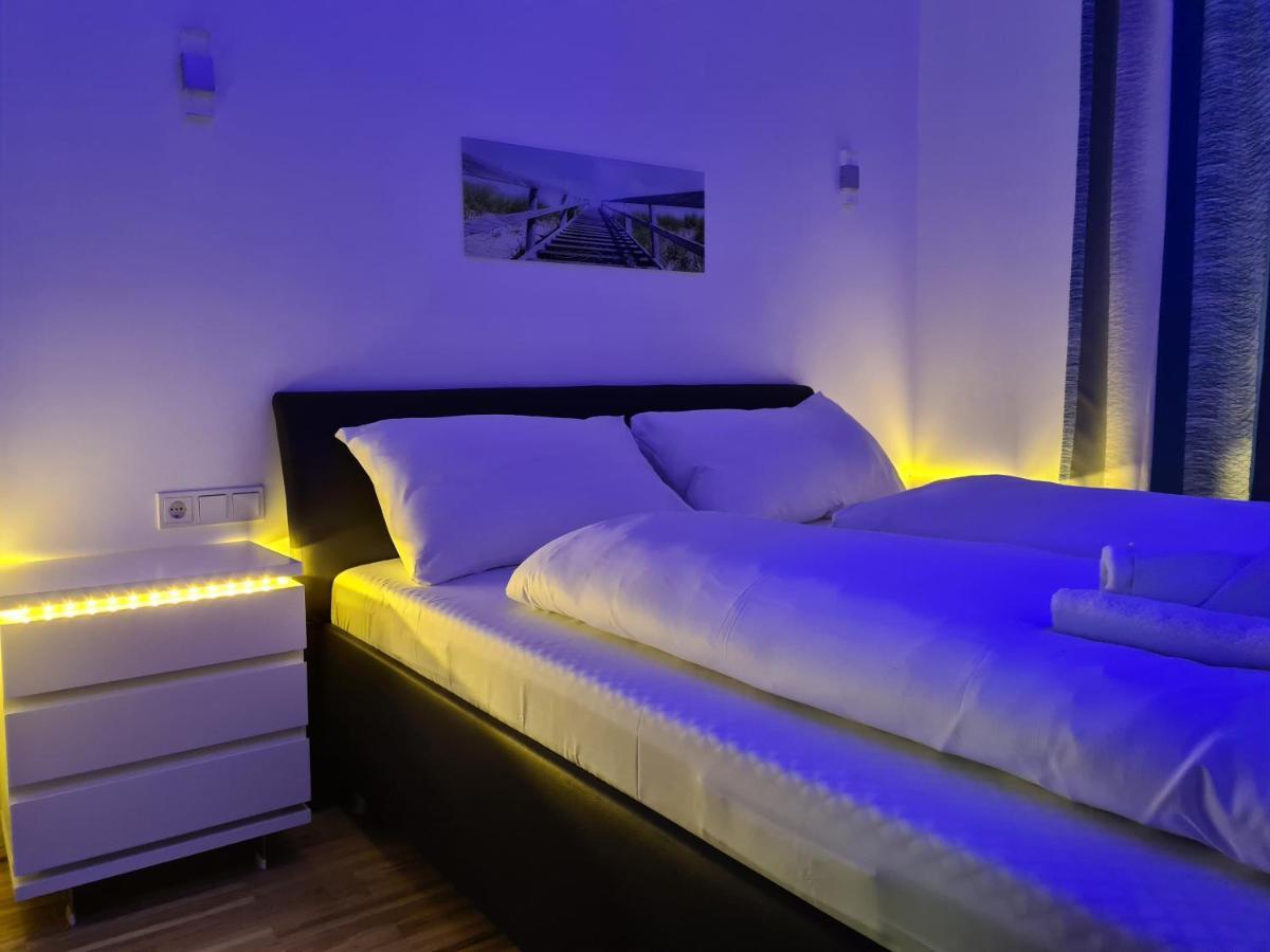Lapi Apartment 1150 Виена Екстериор снимка