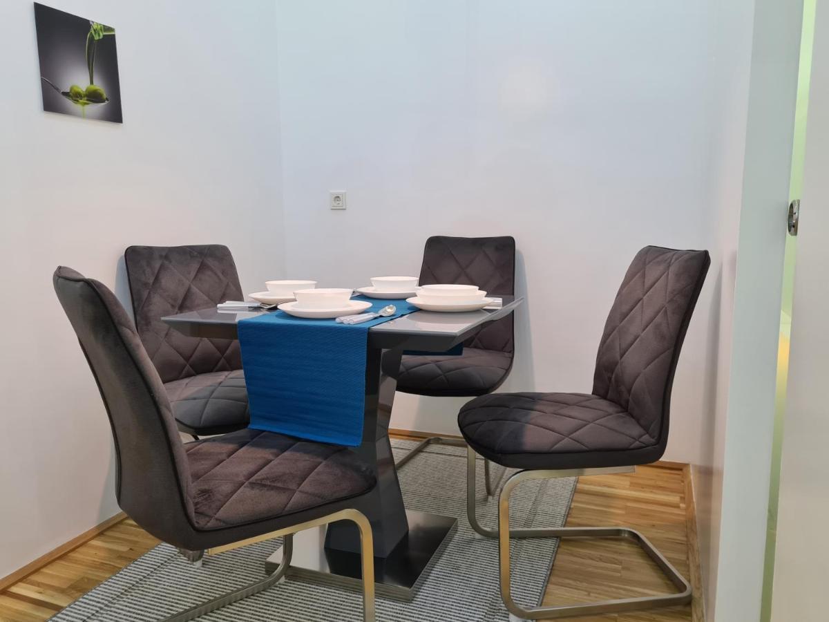 Lapi Apartment 1150 Виена Екстериор снимка