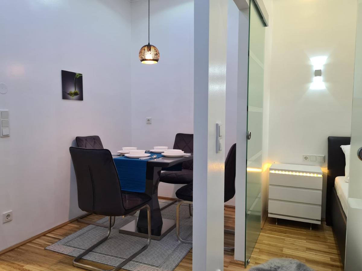 Lapi Apartment 1150 Виена Екстериор снимка